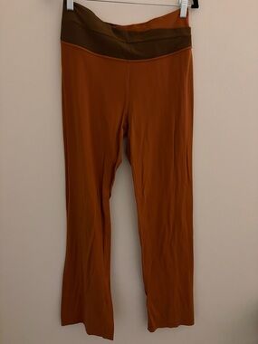 Lululemon vintage yoga pants size 10